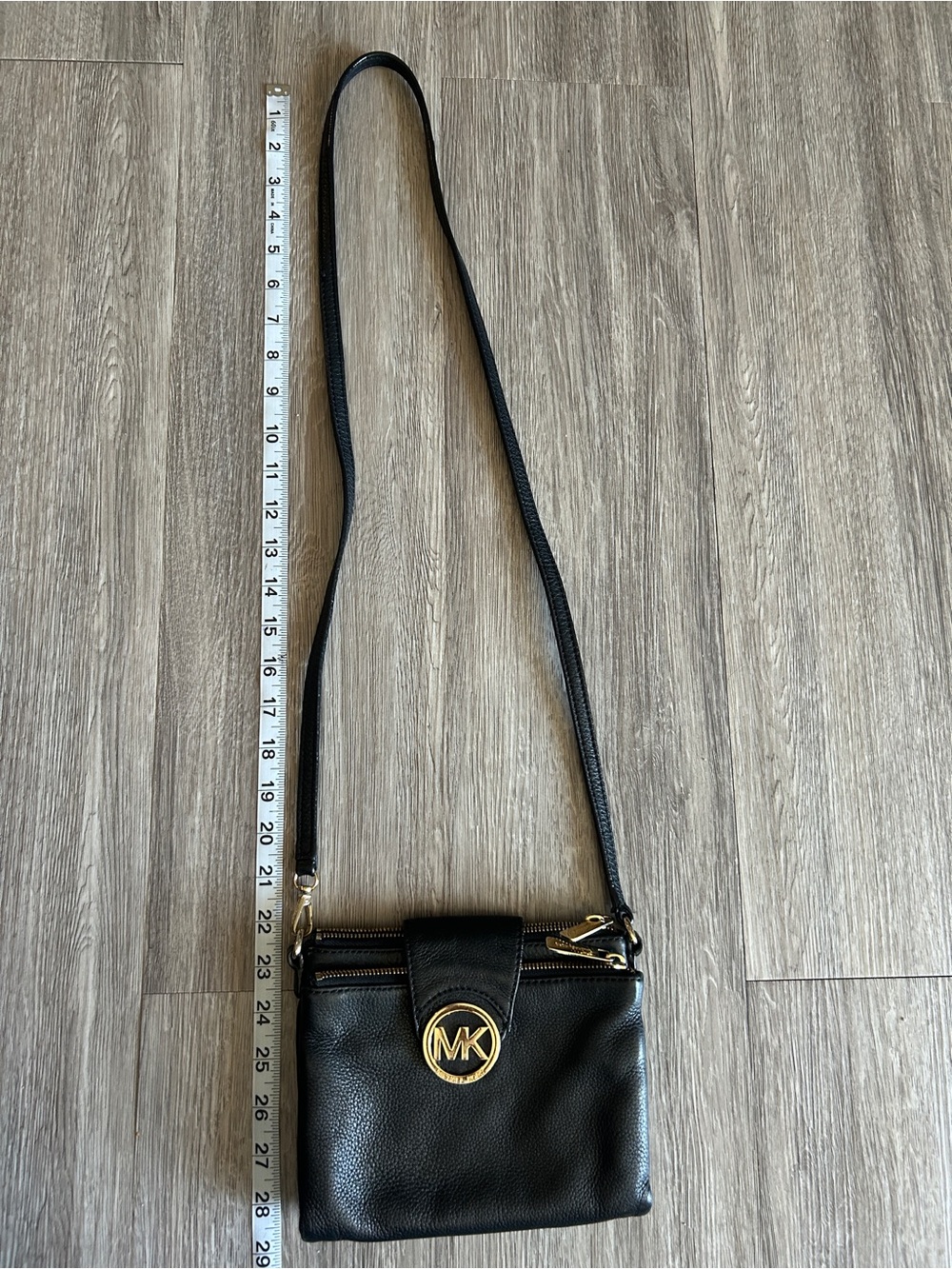 Michael Kors Crossbody with Gold MK